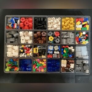 Lego Assorted pieces